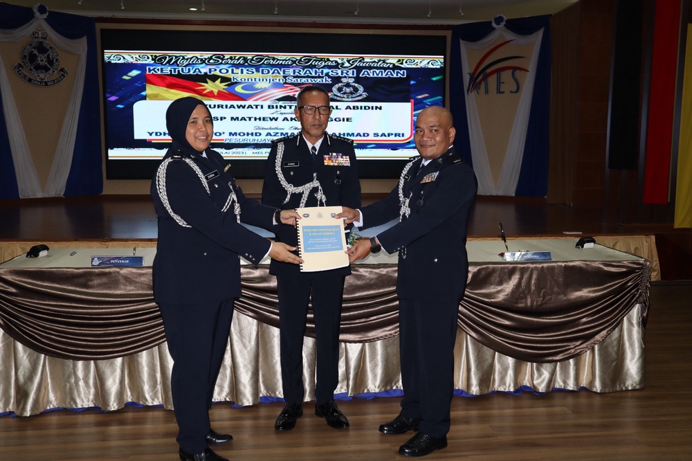 Four new district police chiefs in Sarawak receive duties