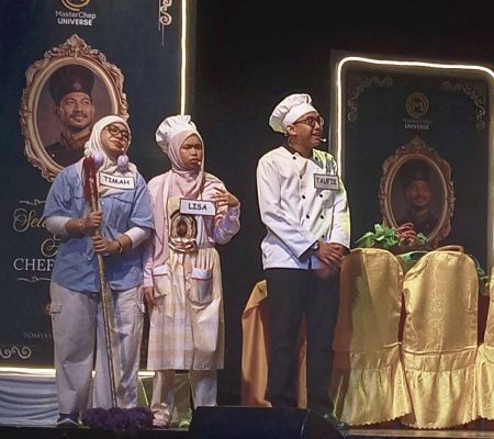 Image from: Eksperimen teater satira CTRA berjaya dalam Tomyam Berdarah