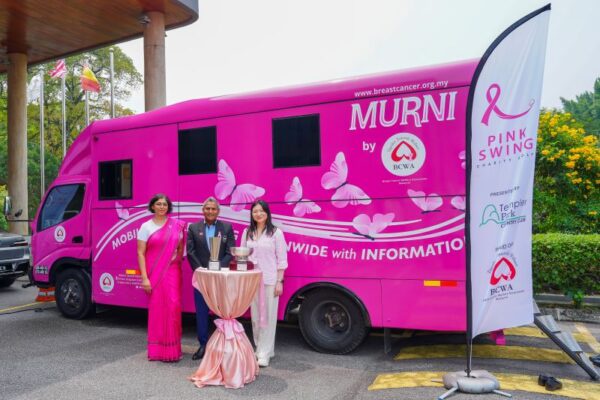 Image from: Pink Swing Charity Golf 2026 sasar kutipan RM100,000 untuk BCWA