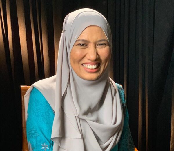 Image from: Ambil cuti sebab anak sakit disindir, kerap hamil pula dipersoal