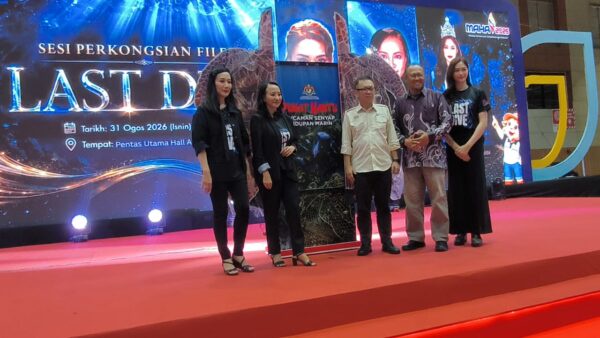Image from: Filem Last Dive: Sandra Lim seru selamatkan khazanah marin