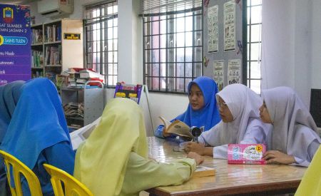 Image from: Studio podcast TVPSS Jasmin on The Go lahirkan generasi mahir berkomunikasi
