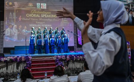 Image from: SK Convent (1) Bukit Nanas  ungguli persembahan bicara berirama