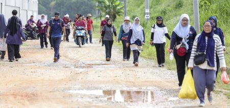 Image from: Ladang Puchong platform UPM dekatkan inovasi agroteknologi dengan masyarakat