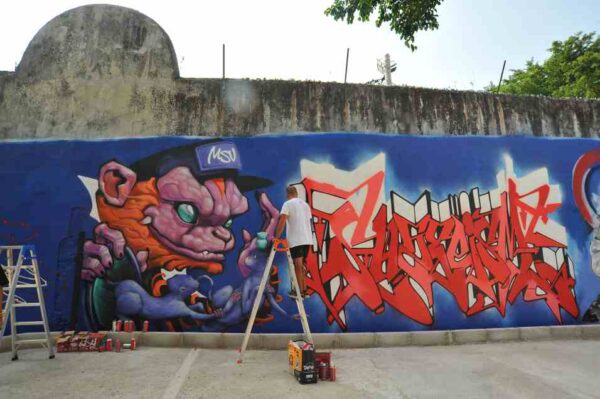 Image from: Seni grafiti indahkan tembok penjara