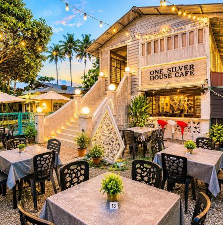 Image from: One Silver House Cafe pusat sehenti pelbagai menu makanan