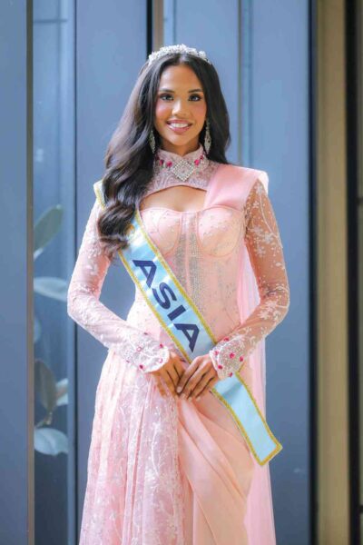 Image from: Idam mahkota ratu sejak usia 13 tahun