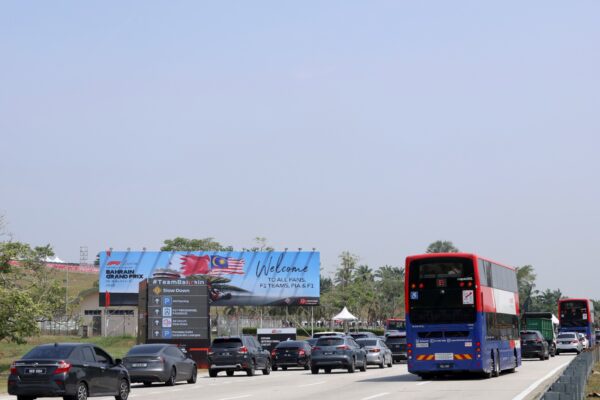 Image from: Bahang F1 mula terasa, trafik ke SIC lancar