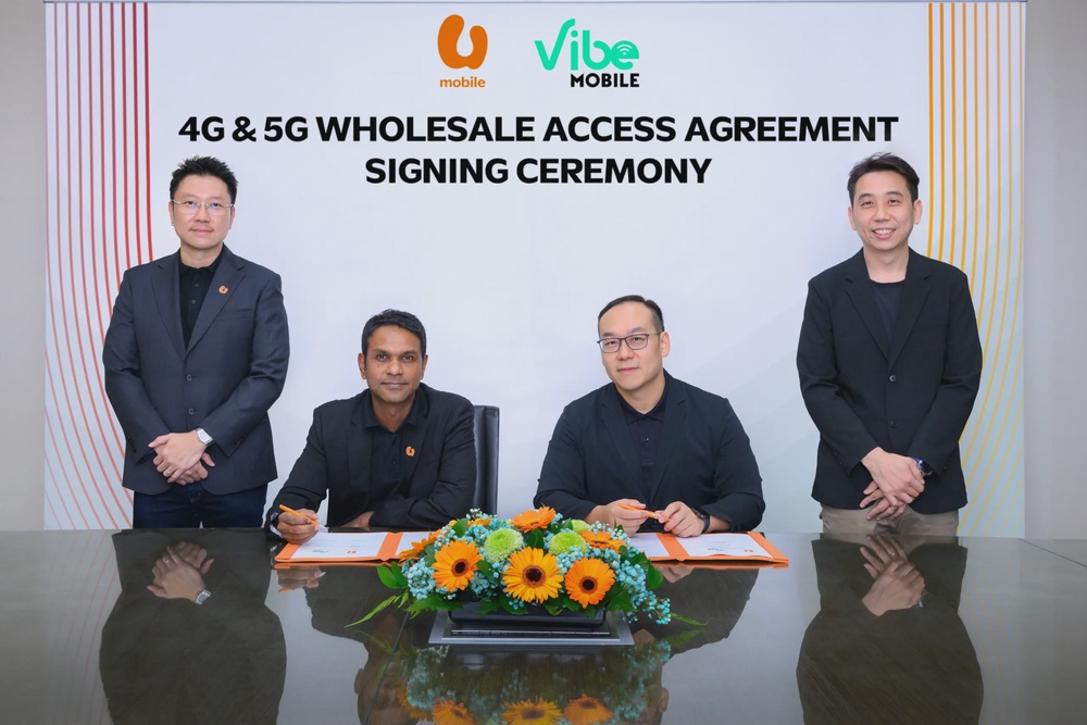 Vibe Mobile & U Mobile Signing Ceremony