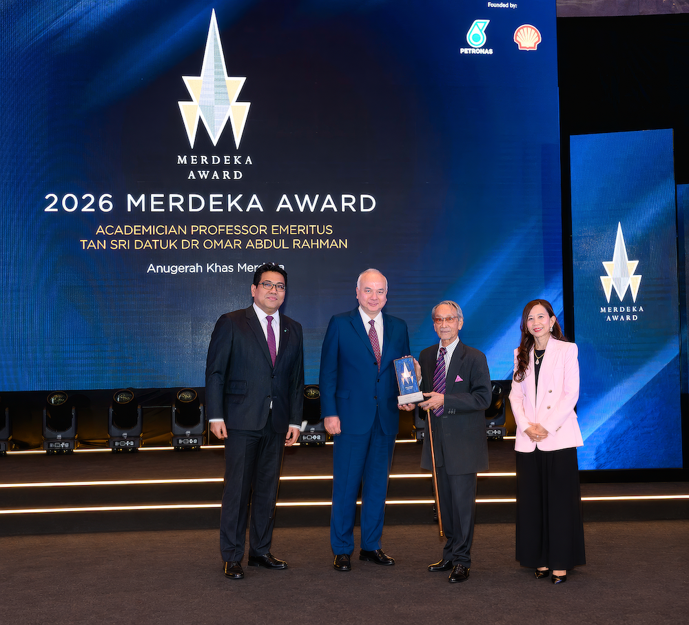 Image from: From Farms To Hospitals To National Policy: How Three Merdeka Award Recipients Took Malaysian Science Beyond The Lab