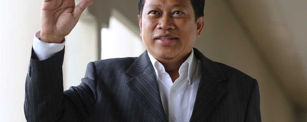 UMNO seems to be cutting off its nose to spite its face by undermining a PM from its own echelon