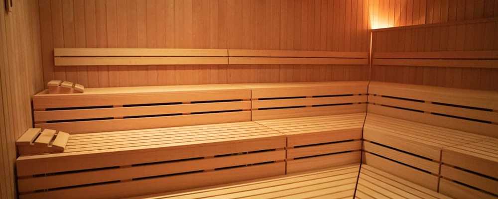 How Sauna Sessions Support Heart and Mind