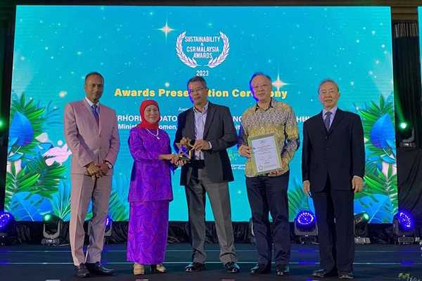 MR D.I.Y. diiktiraf sebagai Syarikat Terbaik dalam Anugerah Kelestarian & CSR Malaysia 2023