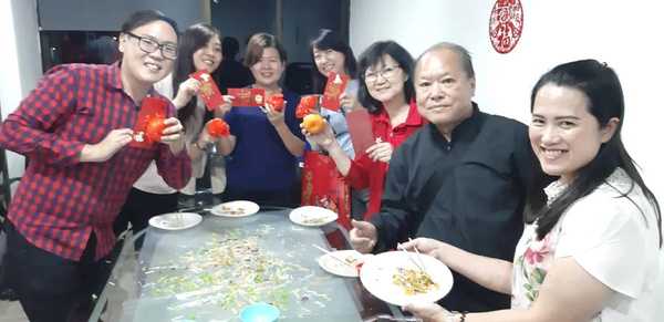 Embracing Green Living by Cutting Down on Plastic Use #GreenWav