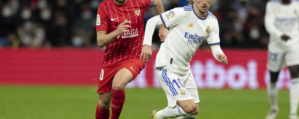 What to expect from the final third of the 2021/22 LaLiga Santander season: Sevilla FC to push Real Madrid? Benzema’s first Pichichi? Levante’s great escape?