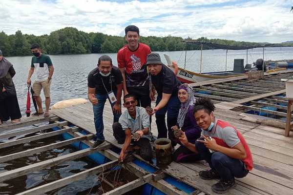 Explore the Sungai Merbok Oyster Farm with a guided tour led by Pak Su Ridzwan