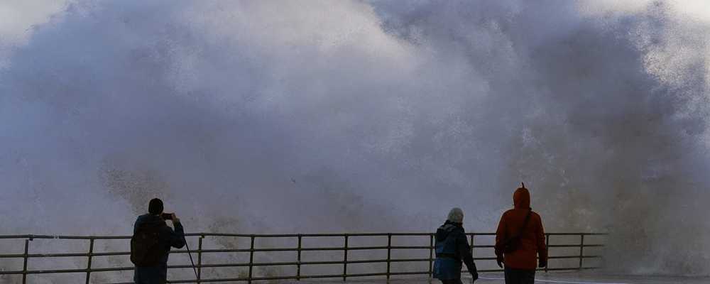 Rare red warning for wind issued for parts of South West as Storm ...