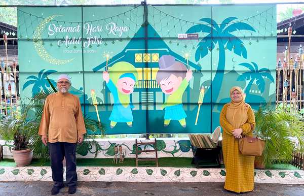 Ramadan Bazaar portrays goodwill and food cultural harmony among M'sians, expatriates & international tourists #RAYA2023