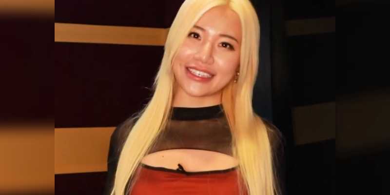 Radio station slammed for featuring risqué Malaysian model