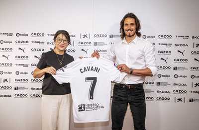 Five things you might not know about new Valencia CF striker Edinson Cavani