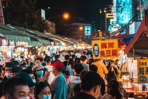与其埋怨世界,不如改变自己