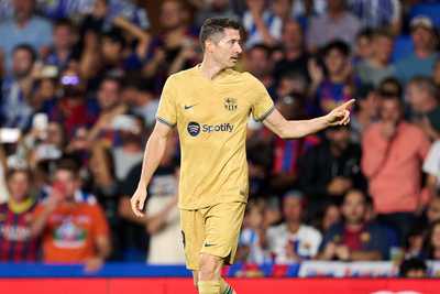 Benzema vs Lewandowski: The goal rush begins in LaLiga between two of the best nines in the world