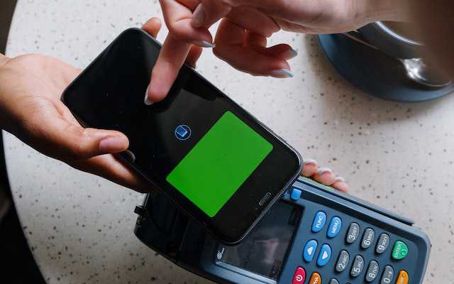 Apple Pay sudah mendarat, ketahui 3 cara terbaik pembayaran mudah selain ini