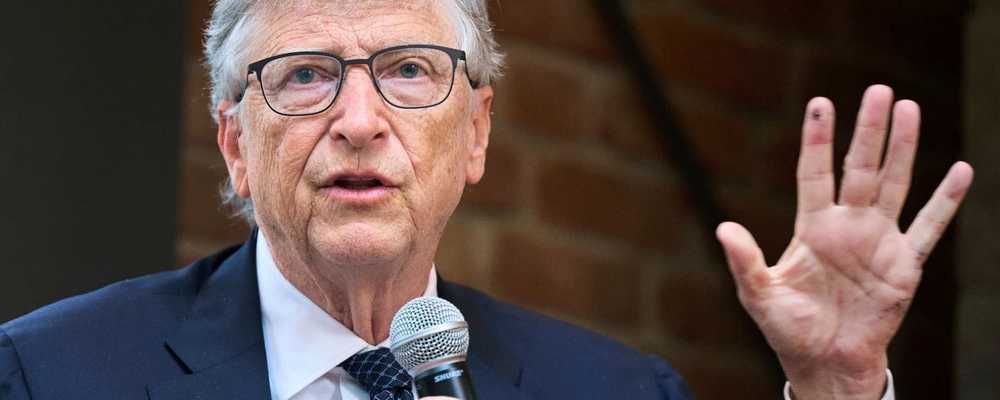 Bill Gates Shock World: Only 3 Jobs Will Survive AI!