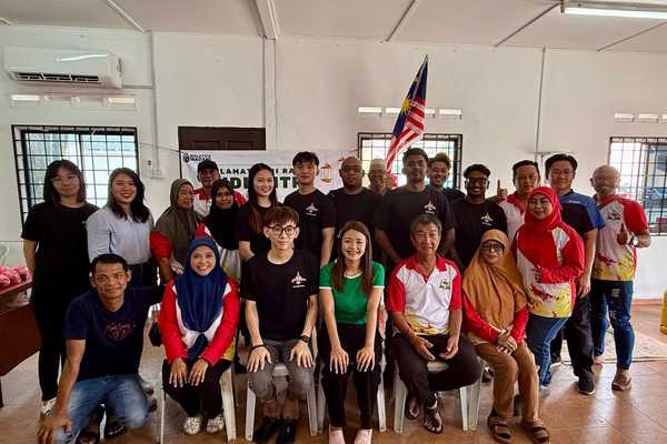Memasak dan Mengagihkan Bubur Pulut Hitam Sempena Bulan Ramadan (DAPSY Kota Melaka bersama JPKK Bukit Tempurung)