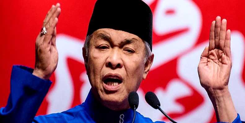 Jail beckons, Monsoon on horizon Zahid in desperation pushes shamelessly harder for GE15 to be held soon.