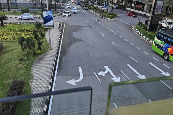 Opinion: Gamble with Lives - Why do Malaysians Don't Use Overhead Bridge?