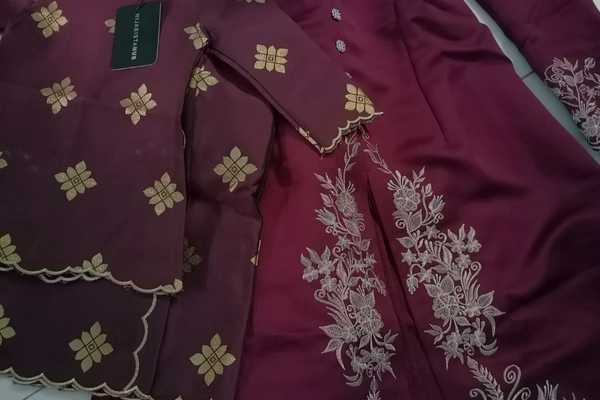 Pakaian Tradisional Pelbagai Kaum Di Malaysia 