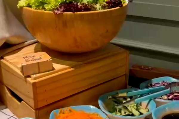 Henry & Camille at Bukit Damansara Plaza for Iftar at RM69 #RAYA2023