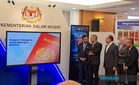 Pasport Malaysia versi baharu dilengkapi 94 ciri keselamatan dan pilihan tempoh sah laku 10 tahun dilancarkan