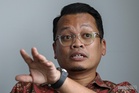 Ditangkap Khalwat: Bersama Gantung Nik Nazmi 3 Bulan