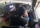 Pemandu Bas Ekspres Disiasat, Benarkan Wanita Duduk Atas Riba Ketika Memandu