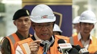 Pemegang MyKad Lama Tidak Diwajibkan Tukar MyKad Baharu Menjelang 1 Jun - Saifuddin