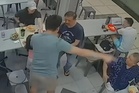 Tepuk Kepala Budak Sebelum Ditolak, Perbuatan Lelaki Tua Undang Perdebatan Ramai