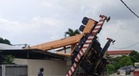 Warga Emas Cedera Selepas Kren Tumbang Menghempap Bumbung Pusat Jagaan