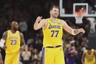 NBA湖人125亿美元再易主   迈入东契奇时代