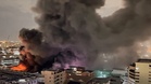 泰国知名商场夜间失火 酿11人受伤