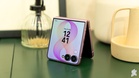 Samsung Galaxy Z Flip 8 rasmi: Rekaan lebih nipis, bateri 4,300mAh & FlexWindow lebih pintar