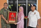 Allahyarhamah Siti Khadijah Dinaikkan Pangkat Lans Koperal Secara Anumerta, Keluarga Terima Bantuan TDM