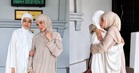 “Acah Pelakon Hollywood” – Busana Sharifah Sakinah Di Tayangan Perdana Filem Tarung Dikritik