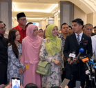 “Mama Dan Buya Dah Bagi ‘Lampu Hijau’ Untuk Kahwin – Syed Saddiq
