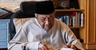 “Nampak Lebih Kemas Dan Sihat” – Rajin Bertegur Sapa Dengan Rakyat, Keadaan Terkini Tun M Buat Ramai Lega
