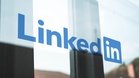 LinkedIn Menambah Sokongan GIF Dalam Ruangan Komen