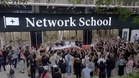 MB Johor Meminta Kerajaan Menyiasat Operasi Network School di Forest City