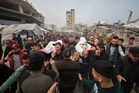 Poland Kecam Kekejaman Israel di Gaza; Ahli Parlimen Tampilkan Bendera Berlambang Swastika