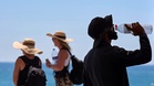 Mid-summer heat returns to Spain this weekend with July-like temperatures